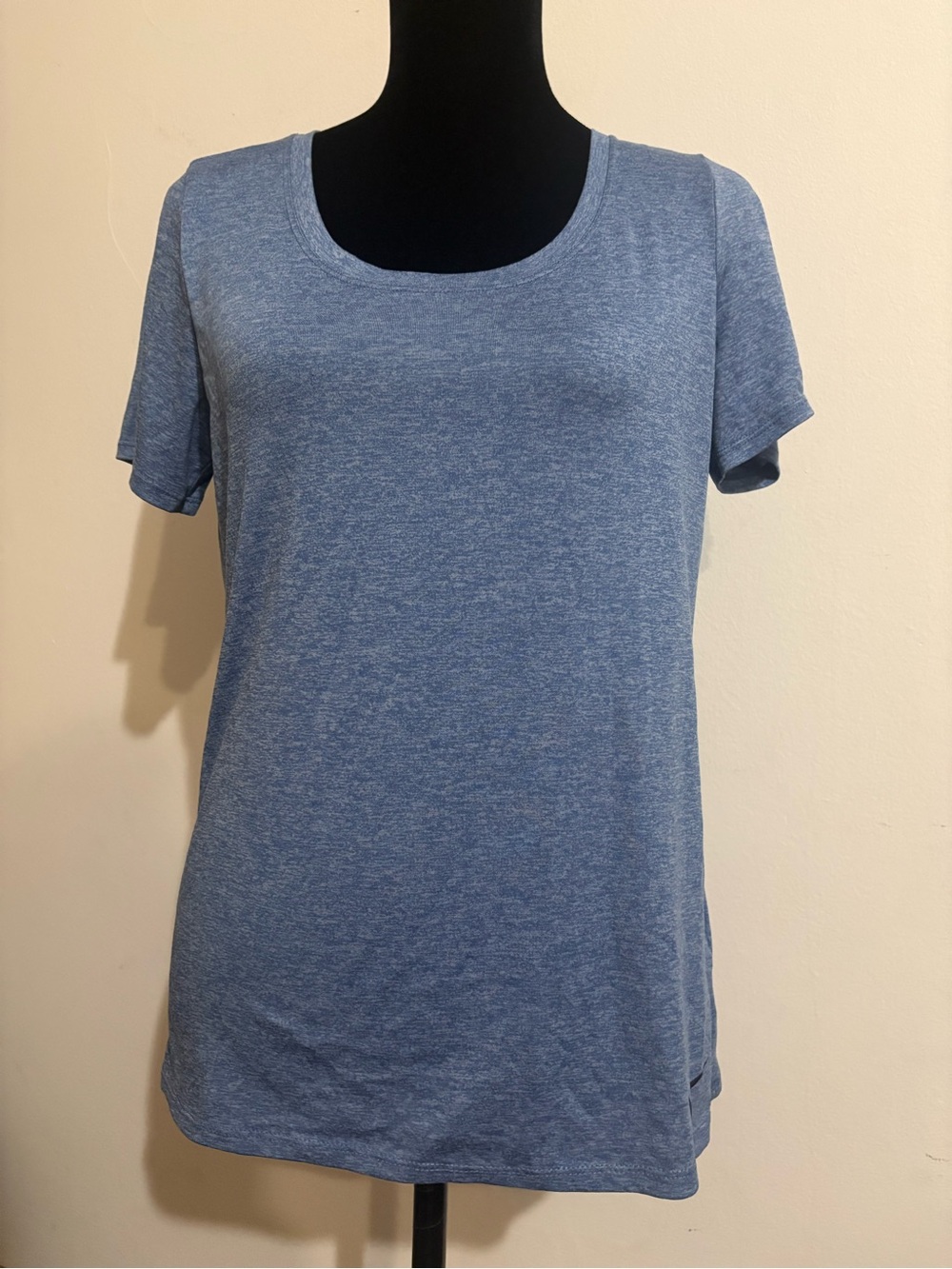 Nike Classic Scoop Neck Women's Tee - Blue Msz